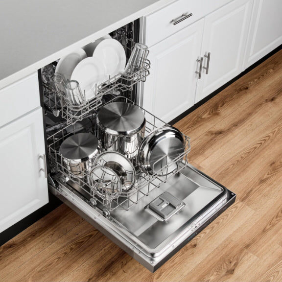 Dishwasher Safe Cookware in Dishwasher